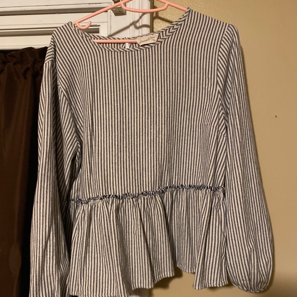 Long sleeve shirt